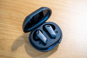 Bowers & Wilkins T7 レビュー！ 生々しい音がする高級Bluetooth
