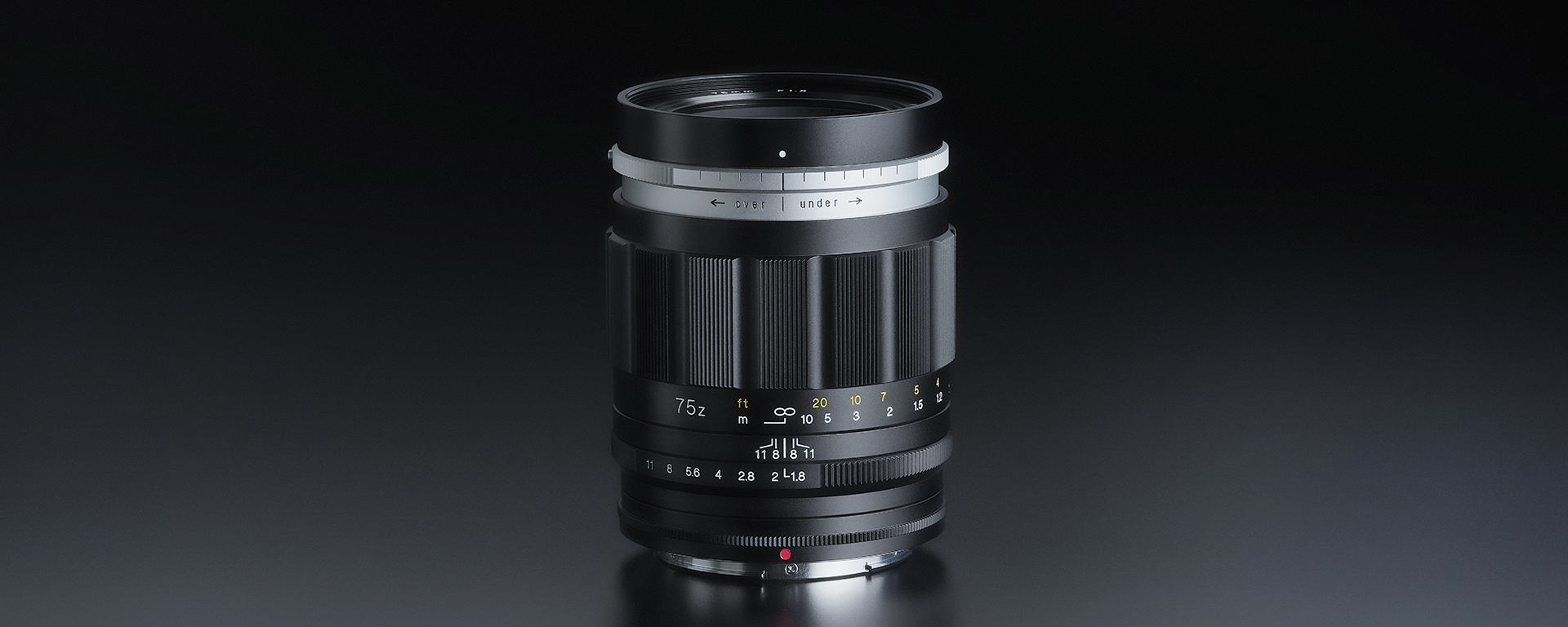 PORTRAIT HELIAR 75mm F1.8 - 株式会社コシナ