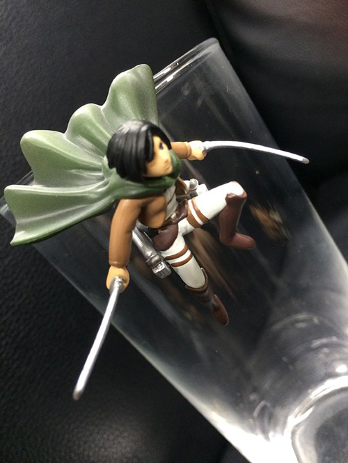 進撃の巨人 グラスの巨人/1ボックス [進撃の巨人] | 公式キャラクター