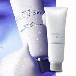 弾力泡で吸着洗顔】 ウォッシングフォーム|すっぴん美肌を