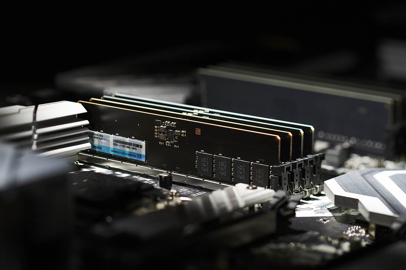 W5U5200CS-16G | CFD Standard DDR5-5200 デスクトップ用メモリ 2枚組