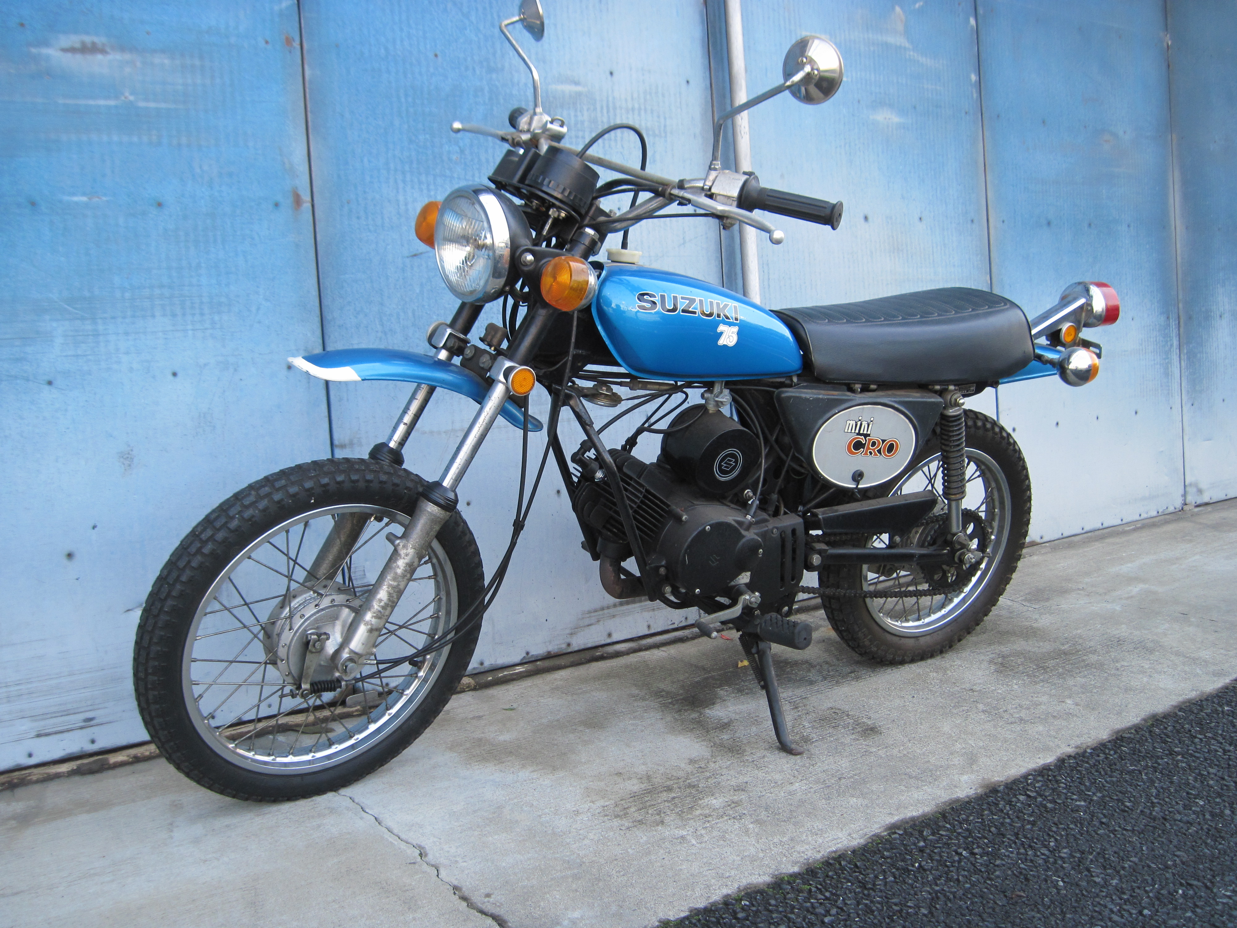 在庫の販売車両！ SUZUKI ミニクロ75