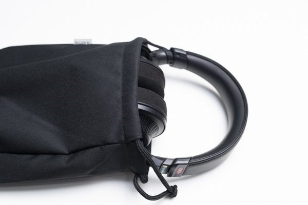 検証＞「MDR-1AM2付属ポーチ」に収納可能な、ソニー製ヘッドホンはどれ