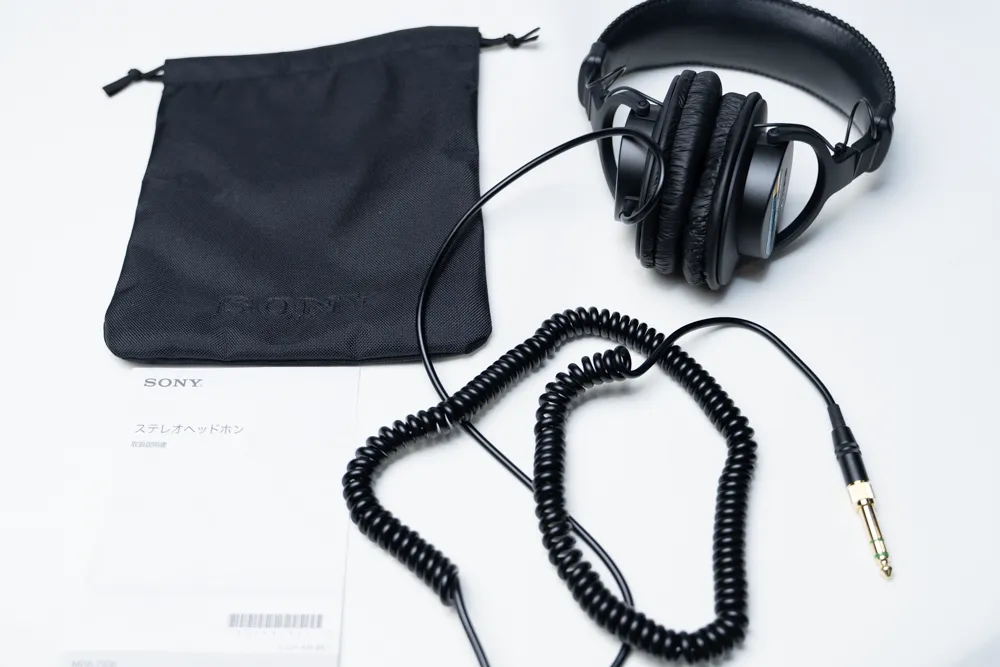 実機レビュー＞プロフェッショナルヘッドホン「MDR-7506」。「MDR