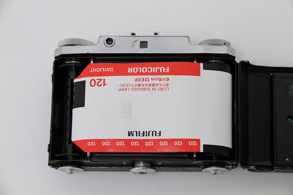 コラム】120フイルム（ブローニーフィルム）の撮影可能枚数とフィルム