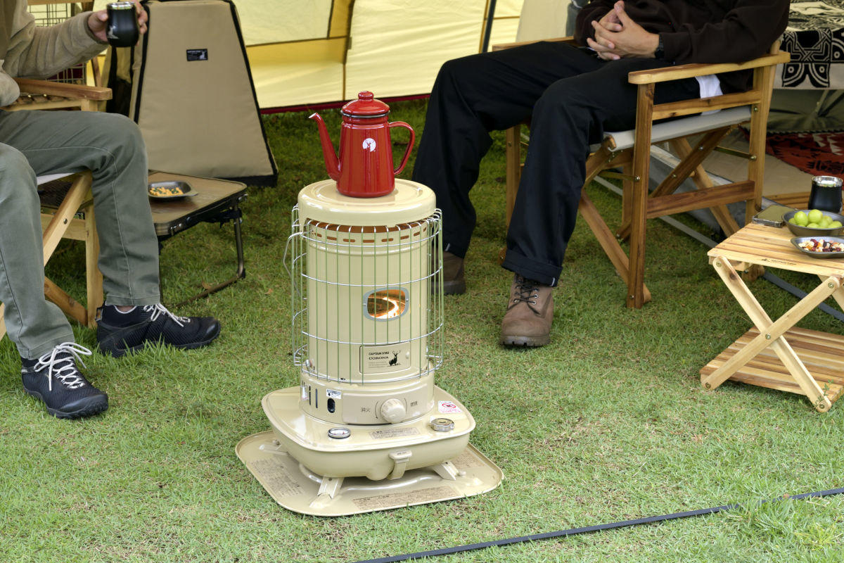 燕三条発！CAPTAIN STAG × CORONA 限定テントで使える石油ストーブ