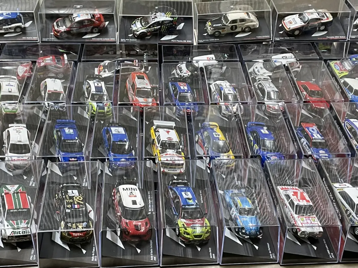 デアゴスティーニ買取実績】『隔週刊ラリーカーコレクション』全巻と