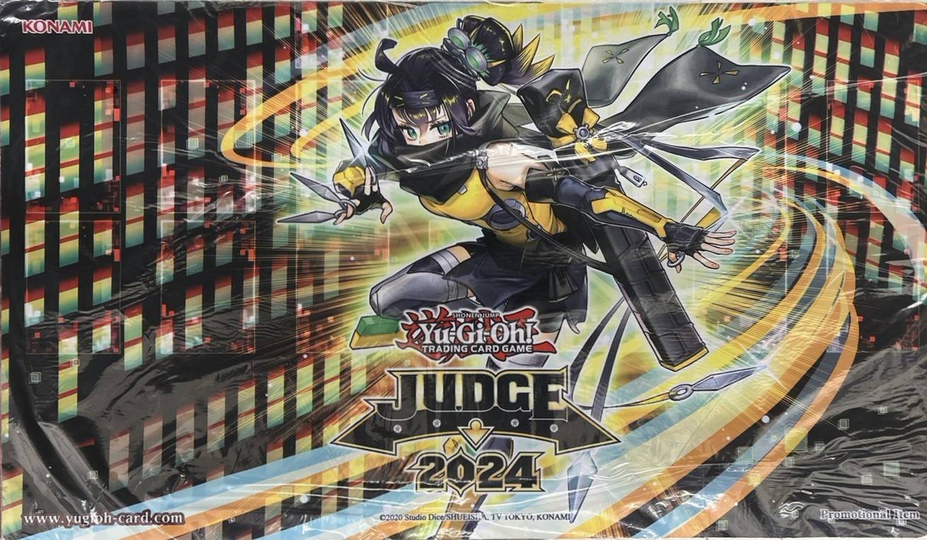 プレイマット『SPリトルナイト』【-】{-}《プレイマット》