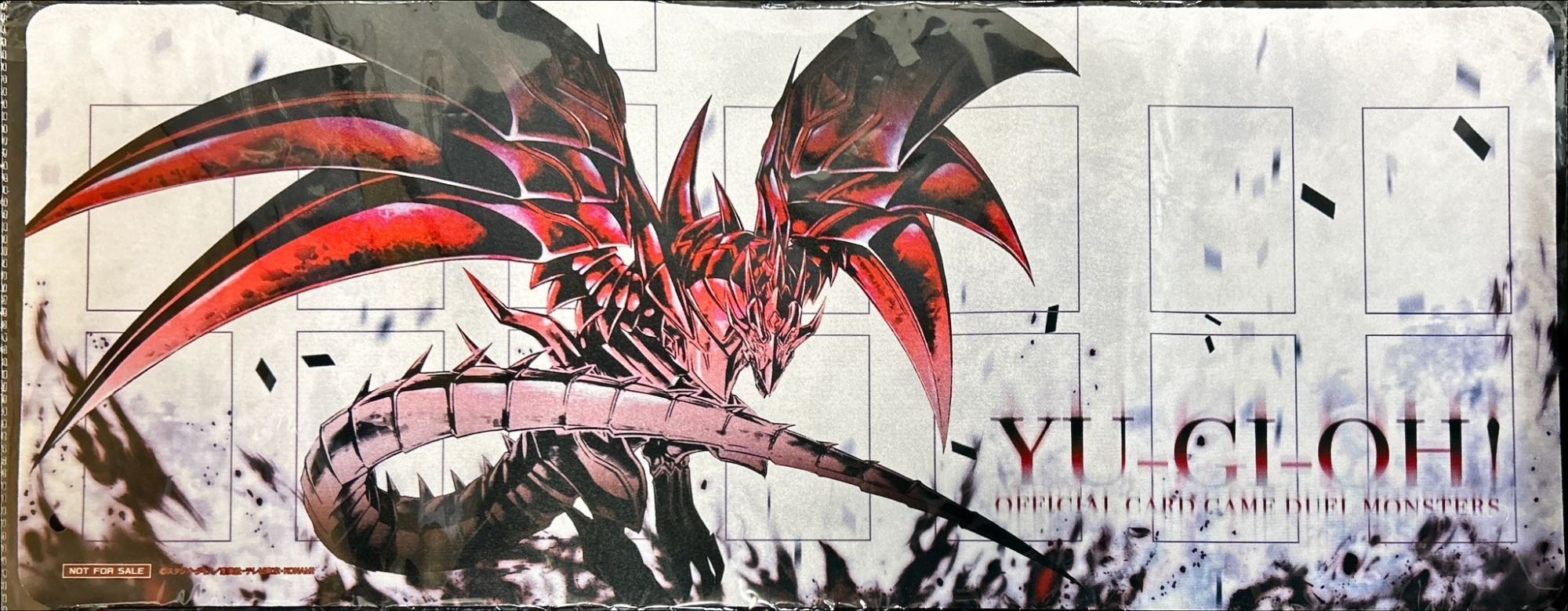 プレイマット『レッドアイズダークネスメタルドラゴン(ニューロン
