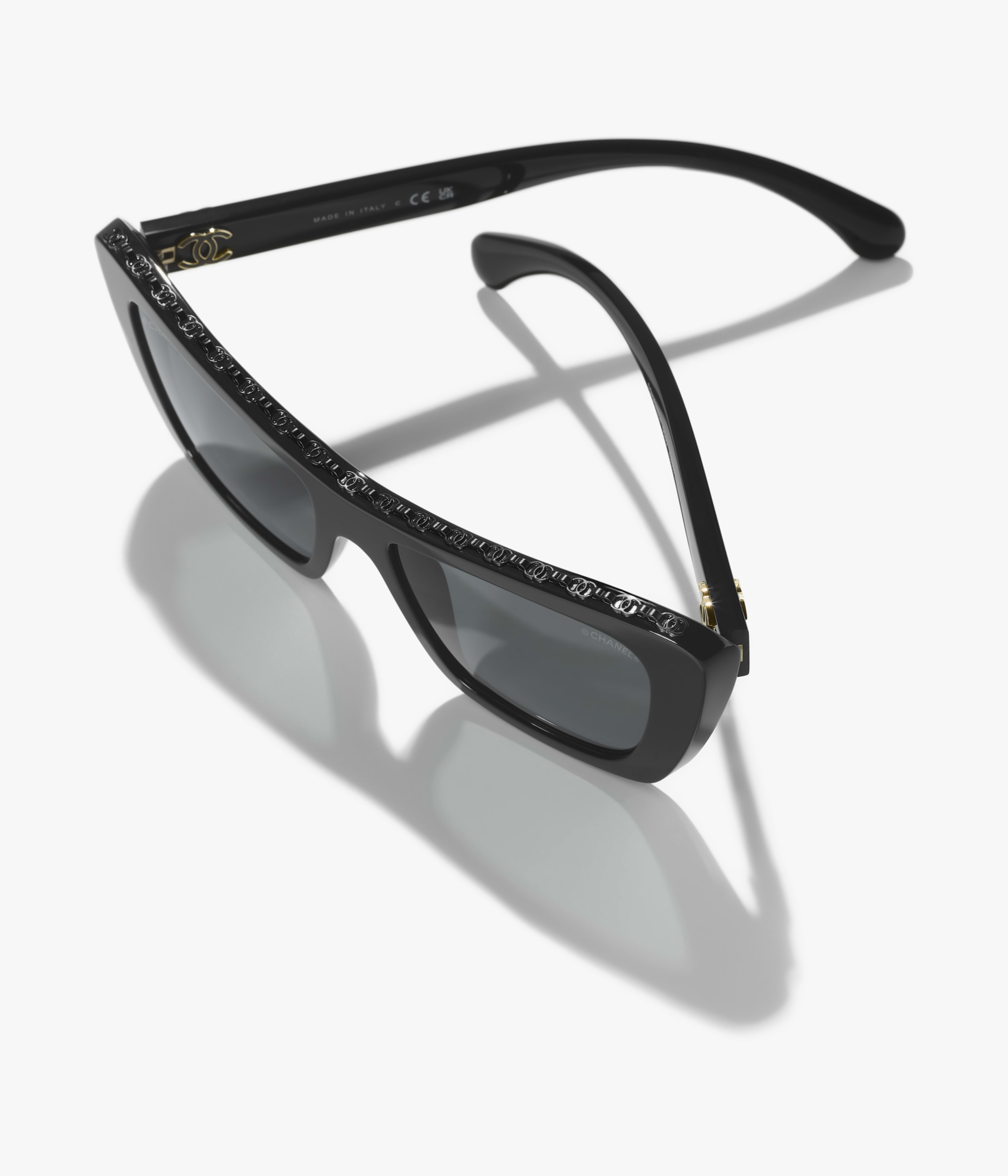 CHANEL サングラス: バタフライ シェイプ サングラス, アセテート 5540