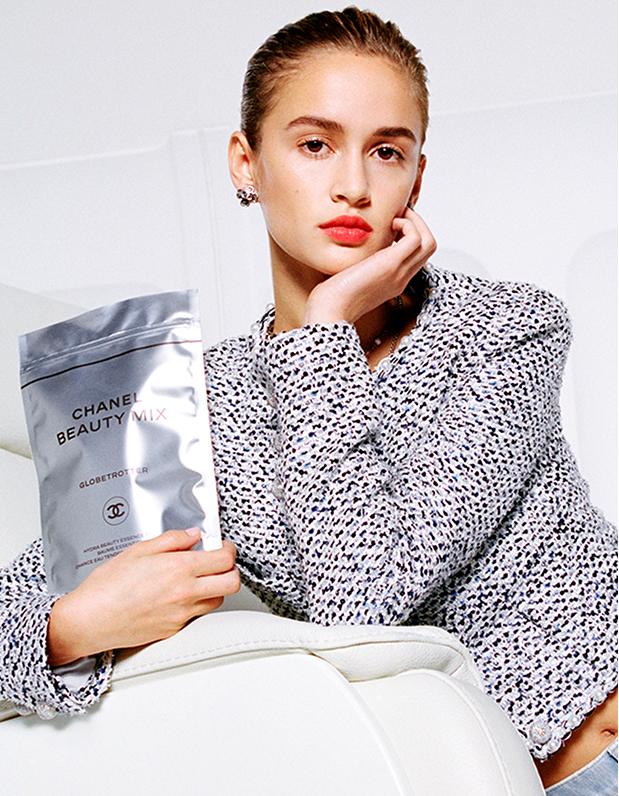 シャネル ビューティ ミックス グローブトロッター - 特集 | CHANEL