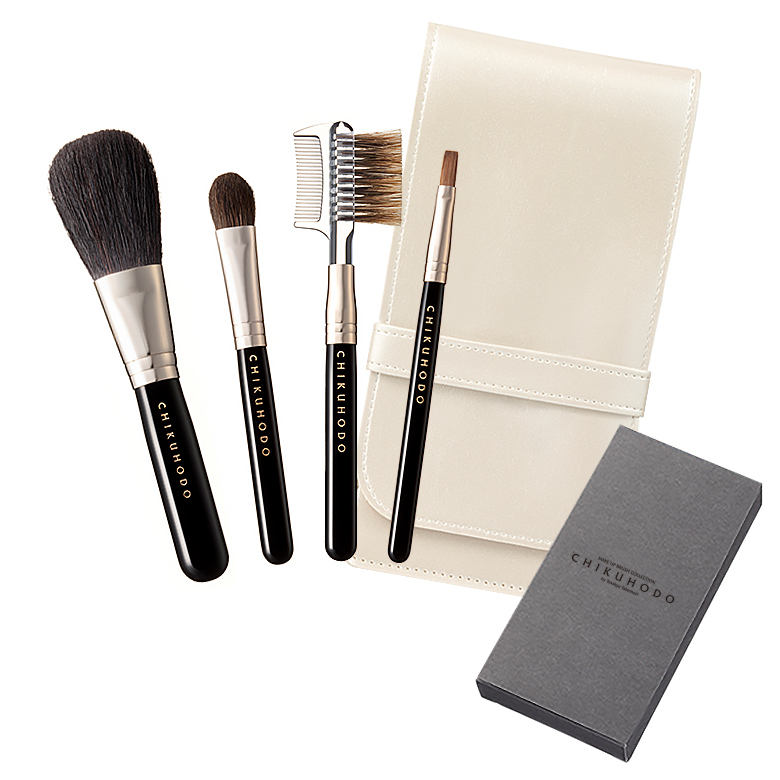 熊野筆 CHIKUHODO メイクブラシ4本+ケースセット 熊野筆 CHIKUHODO