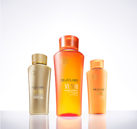 VC100エッセンスローションEXスペシャル｜口コミ・効果もご紹介