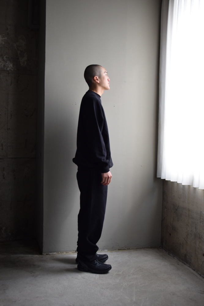 COMOLI (コモリ) コットン裏毛 クルーネック [BLACK]