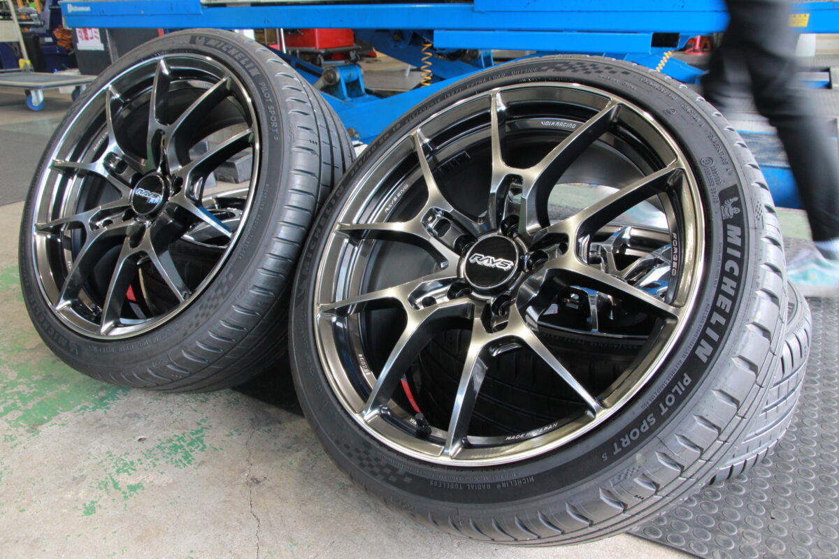 RAYS VOLK G025×MI PS5】BMW 2シリーズにRAYS鍛造最高峰“G025”を装着