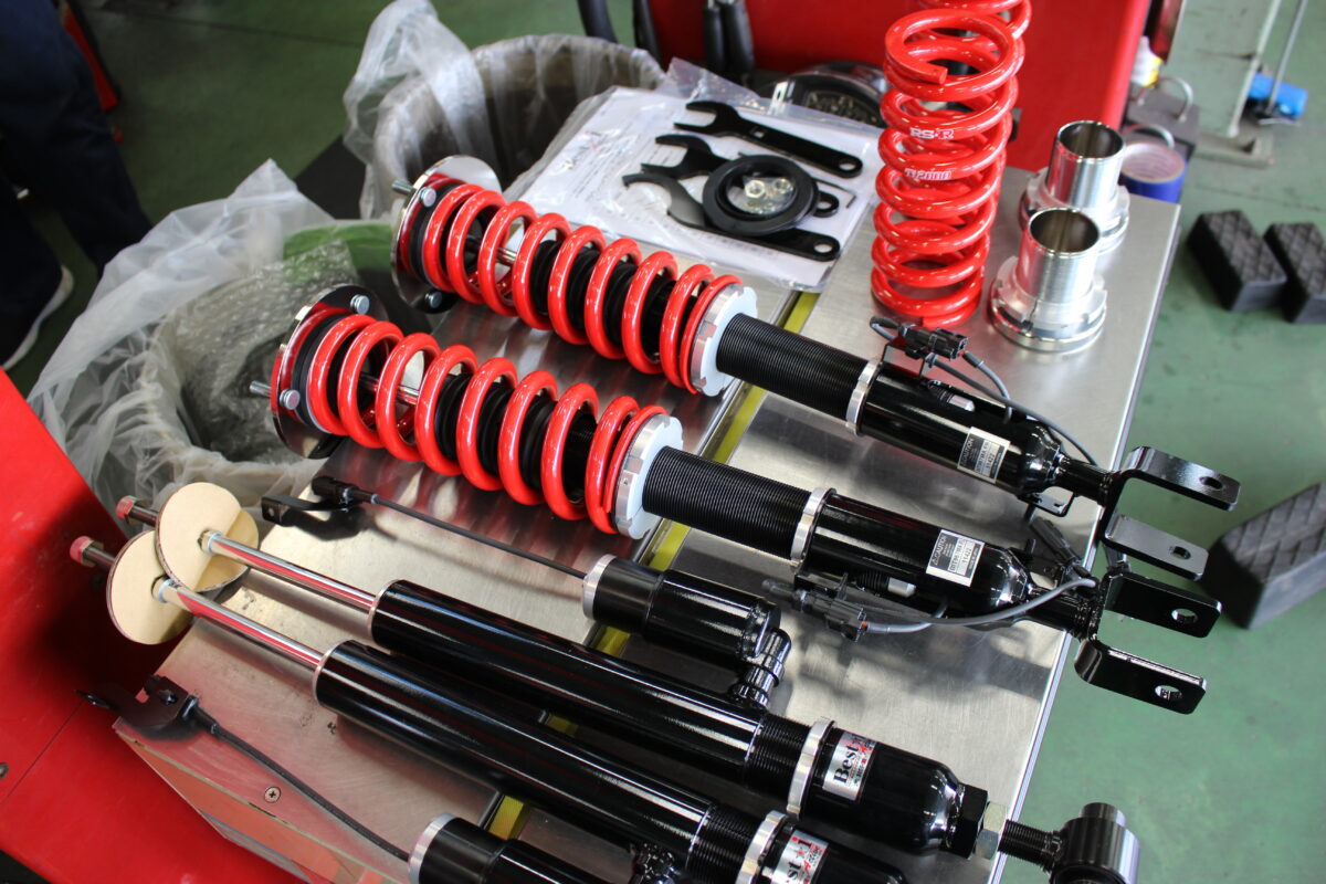 220系】クラウンにAVS対応 RSR Best-I アクティブ 取り付け！(中編