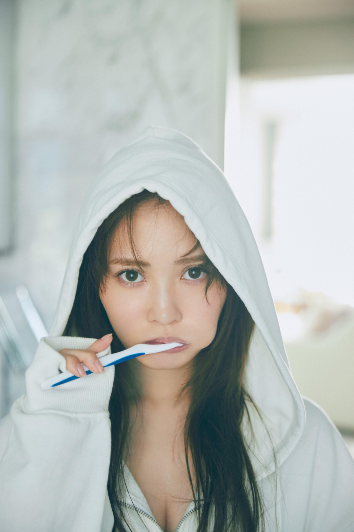 写真）日向坂46・加藤史帆1st写真集、裏表紙4種類公開 「生涯一緒に