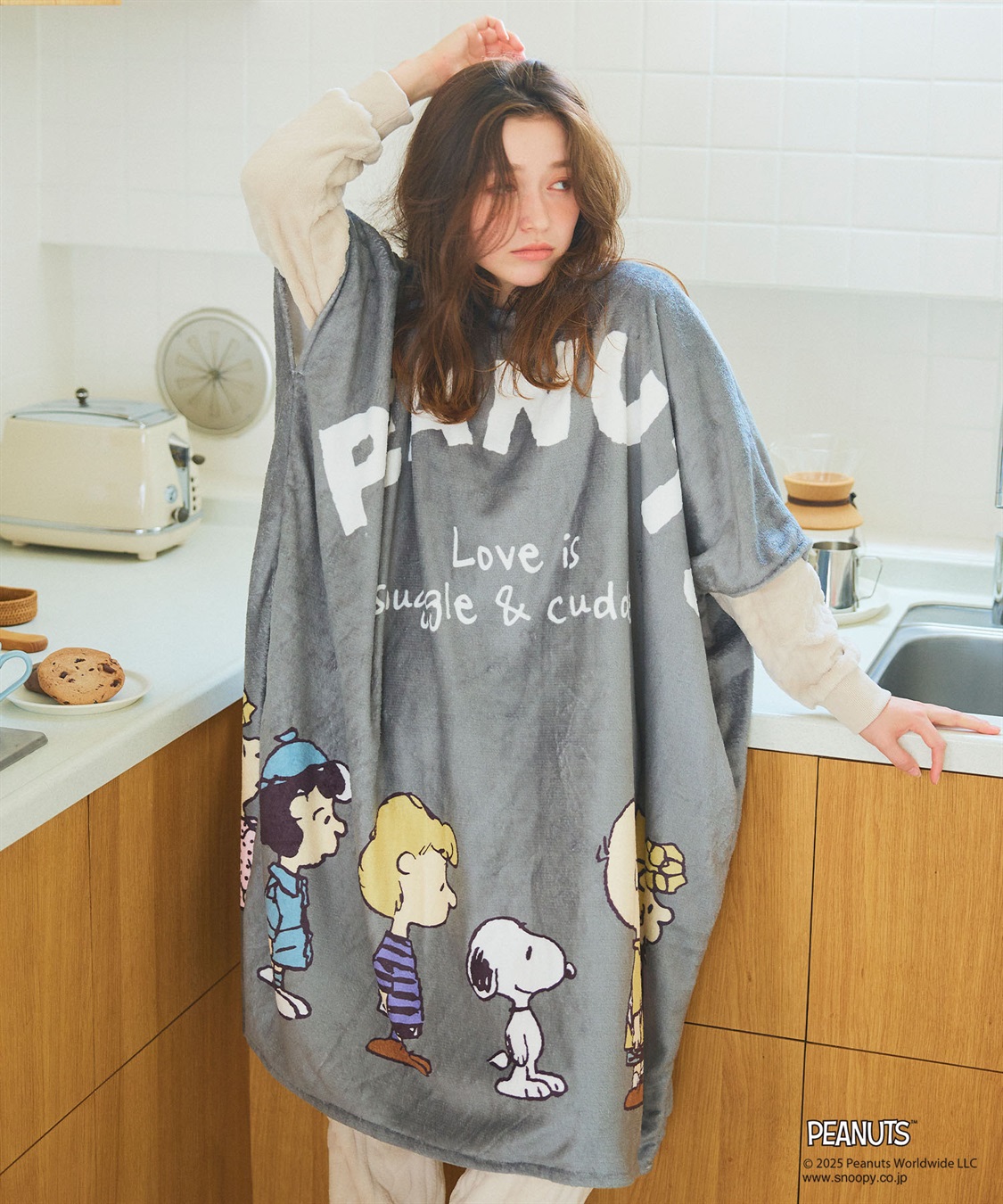 PEANUTS/ピーナッツ】スヌーピーと仲間たち あったか着るフリース