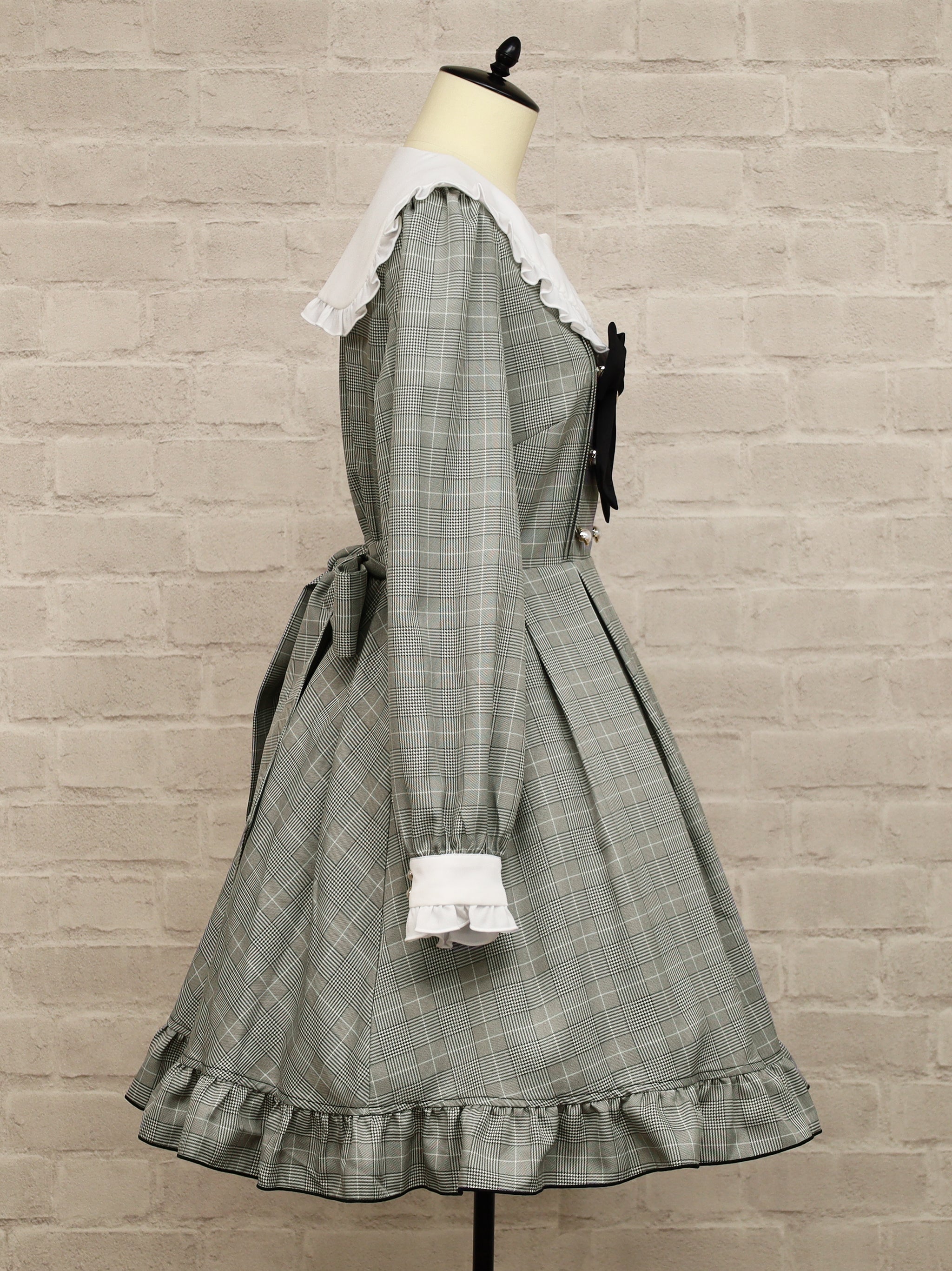 ガーリーフリルセーラーワンピース – Amavel（アマベル）公式サイト