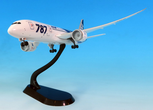 NH40114 1:400 BOEING 787-8 JA801A 特別塗装機 ABS樹脂完成品（ギア