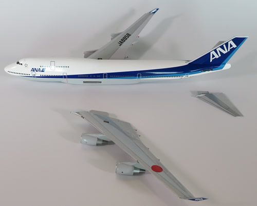 NH20129 1:200 BOEING 747-400 JA8958 スナップフィットモデル（ギア
