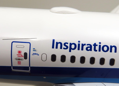 NH20138 1:200 BOEING 787-10 JA900A 完成品（WiFiレドーム・ギアつき