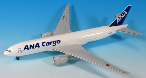 NH20141 1:200 BOEING 777F JA771F ANA CARGO スナップフィットモデル
