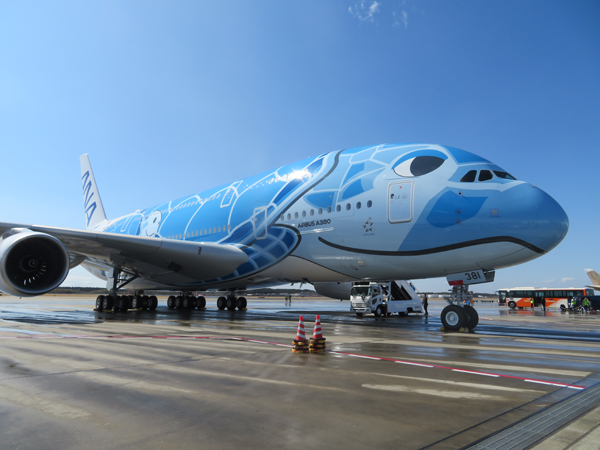 NH20162 1：200 A380 JA381A FLYING HONU ANAブルー完成品（WiFi
