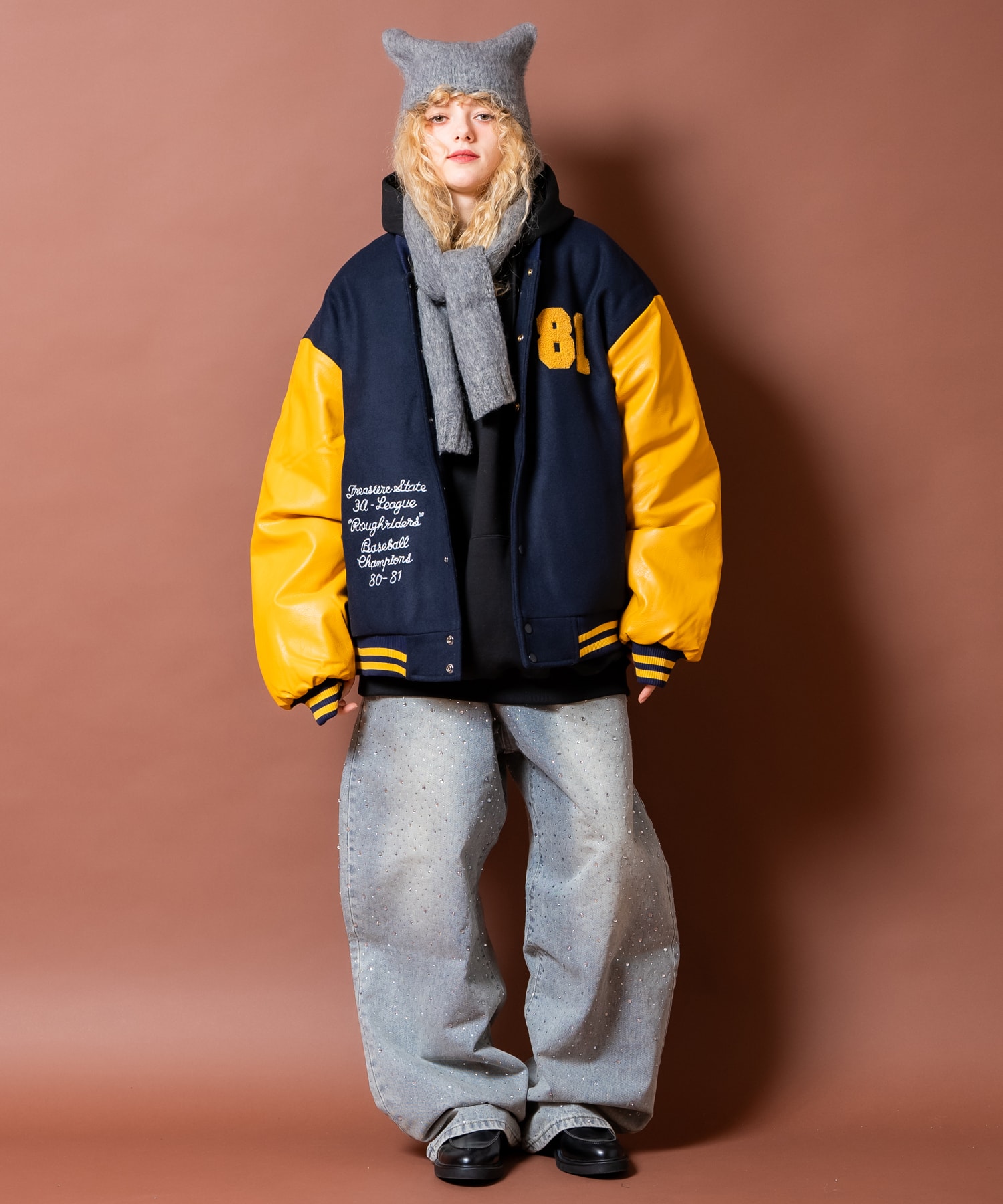 チェーンステッチ刺繍サガラワッペンウール＆合成皮革切替キルティング