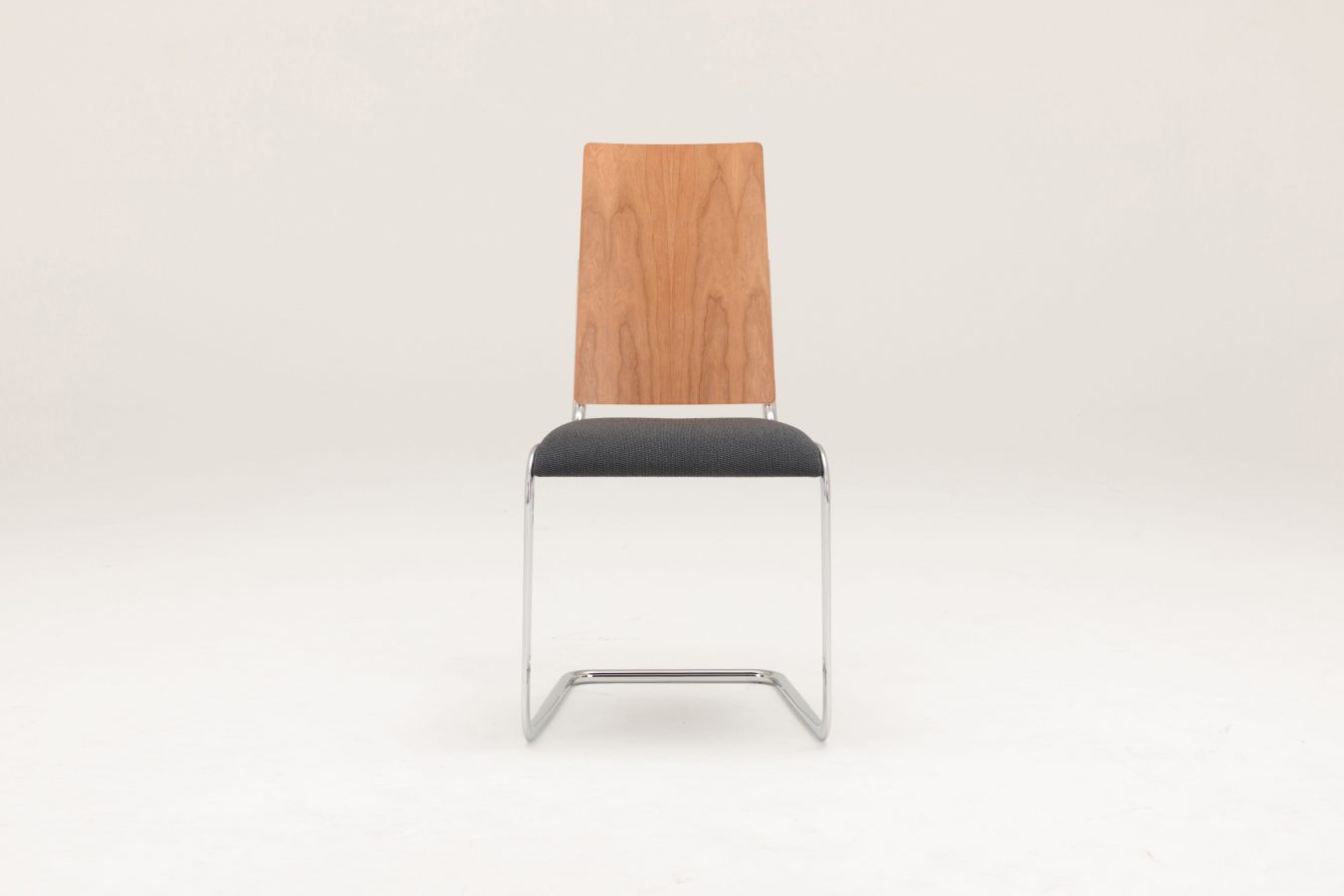 B17 DINING CHAIR（ビー17 ダイニングチェア） - ACTUS