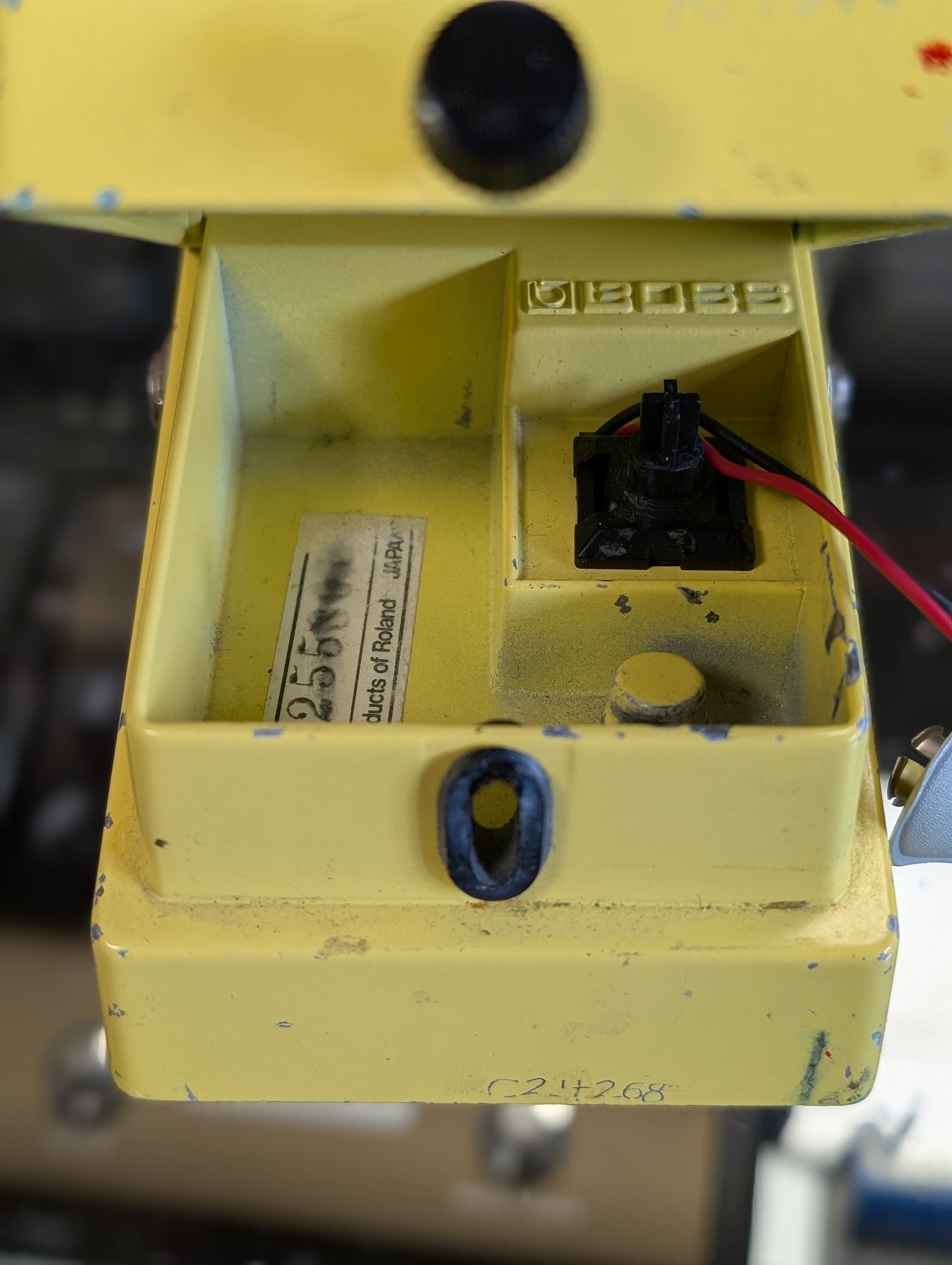 Boss SD-1 Super Overdrive Pedal (1982) – Acoustic Music Shop