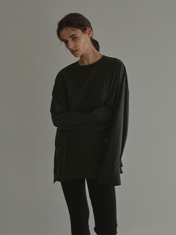 ETRE TOKYO - クルーネックオーバーサイズプルオーバー (BLACK