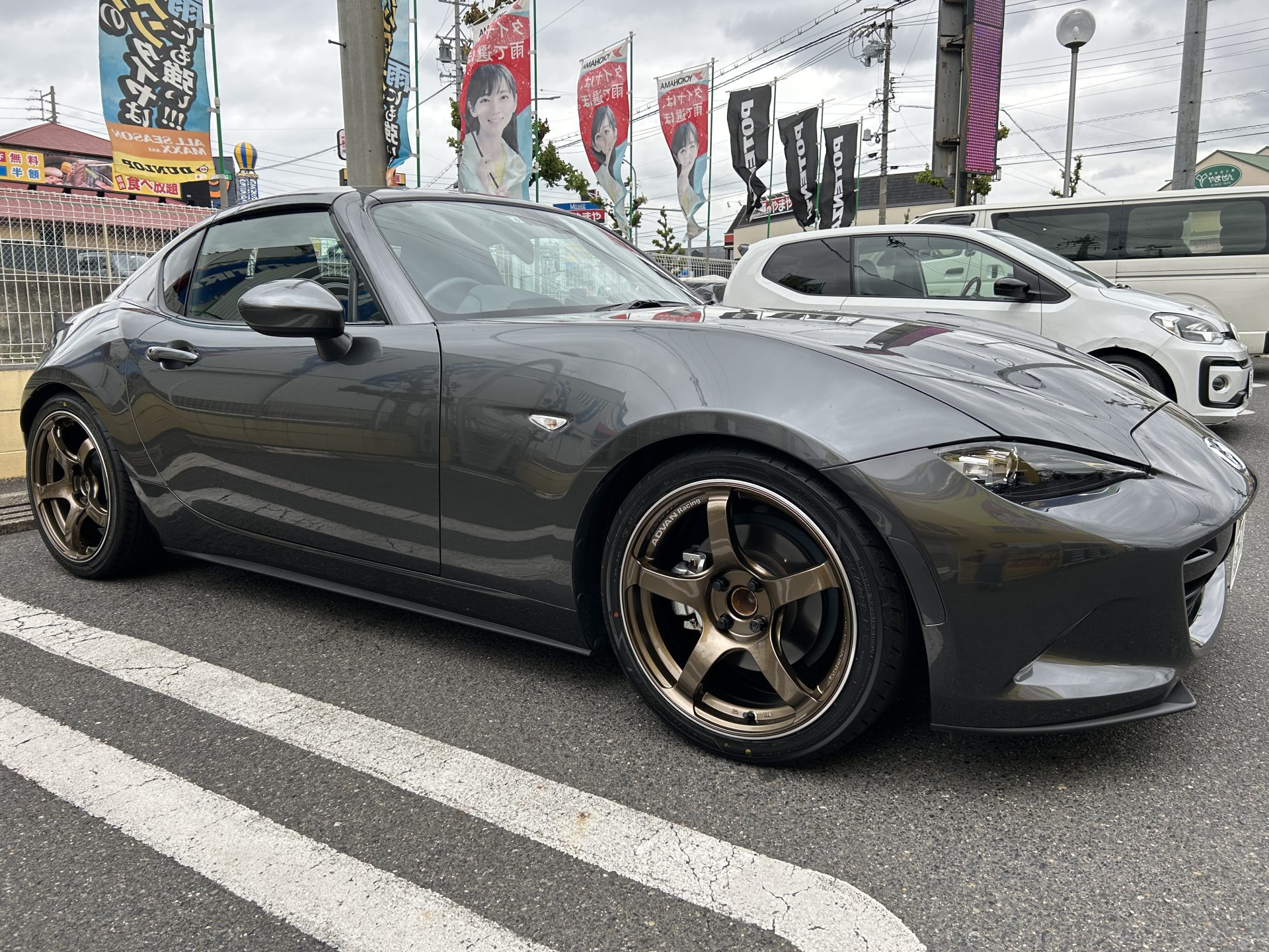 MAZDA NDロードスター×ADVAN Racing | 秋山タイヤホームページ