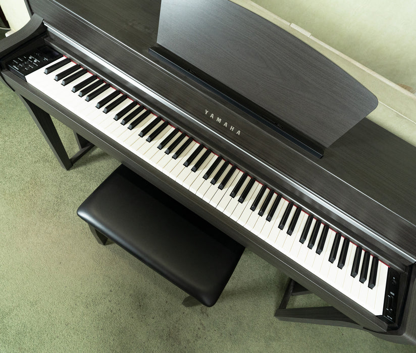 Pre-Owned Yamaha Clavinova CLP-735 Digital Piano - Dark Walnut