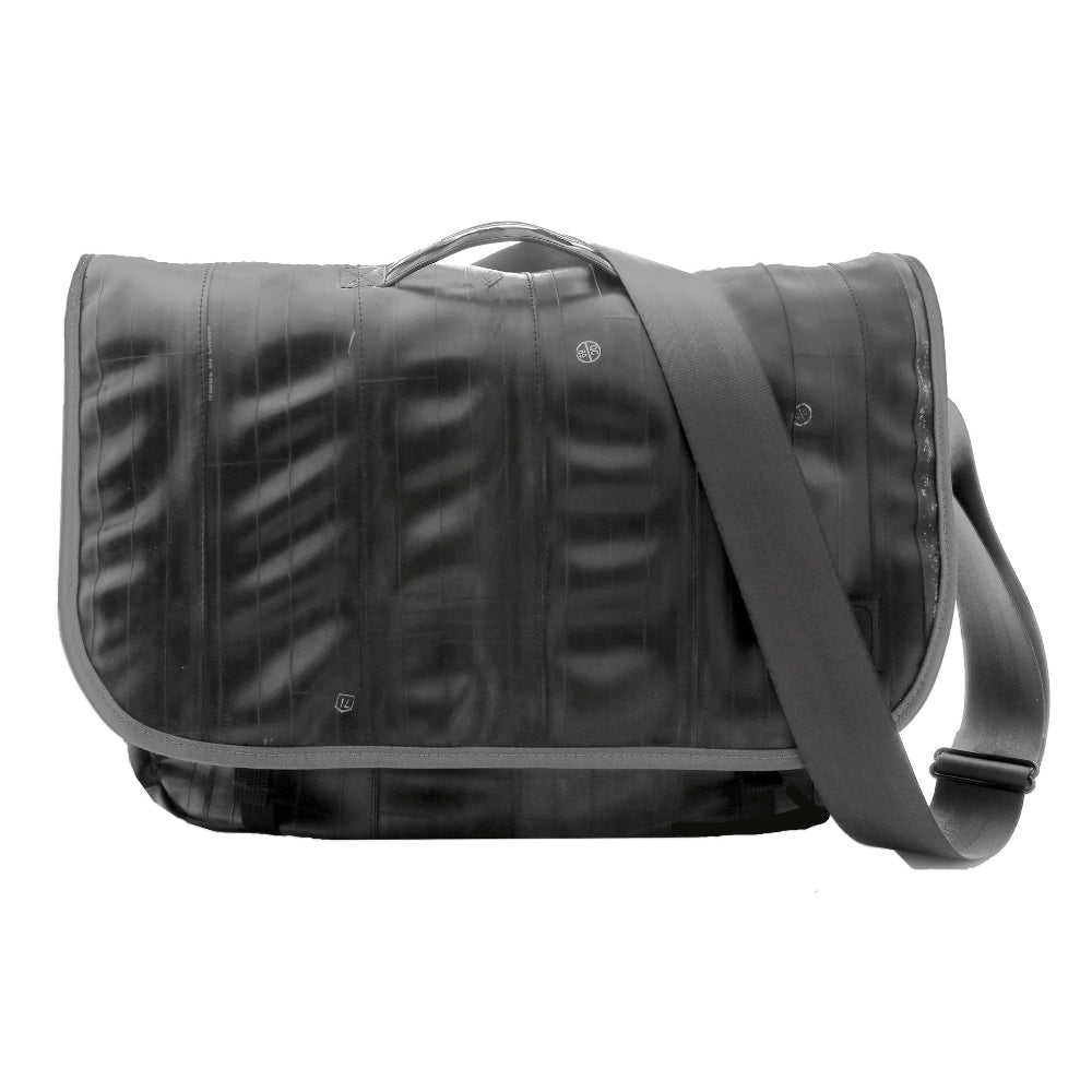 Alchemy Goods メッセンジャーバッグ、 タイヤチューブ素材 Alchemy