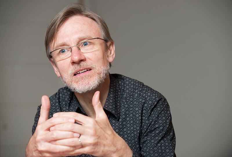 クロード・ドゥラングル サクソフォンの伝統と革新を体現したリビング