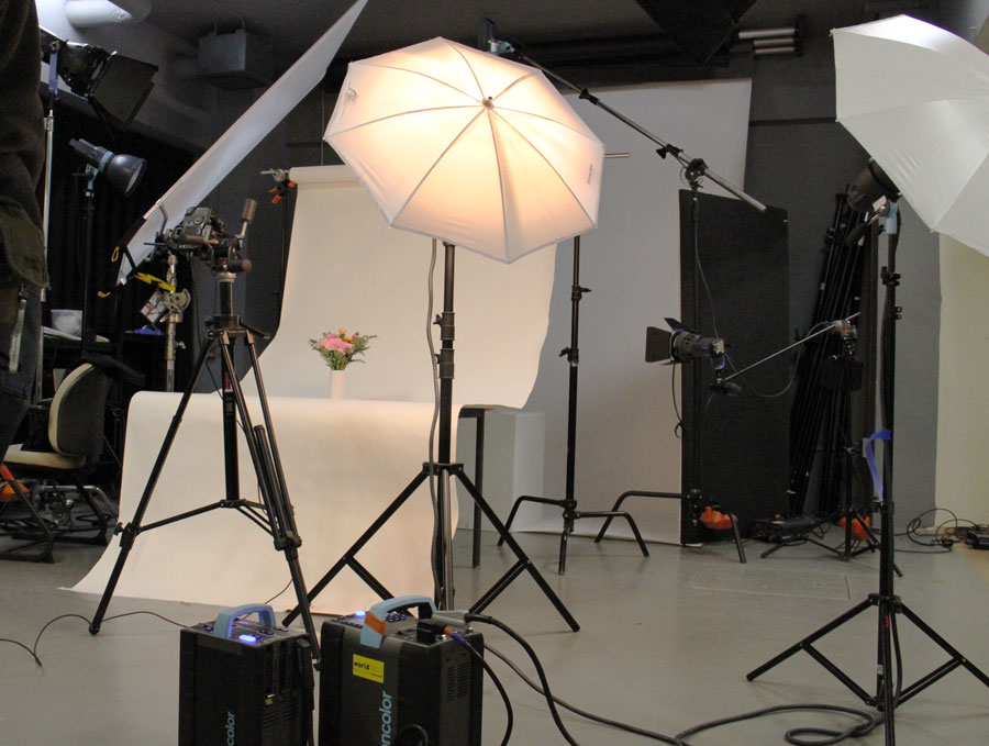 撮影機材の販売、レンタルのアガイ - ブロンカラー新製品センソ発表