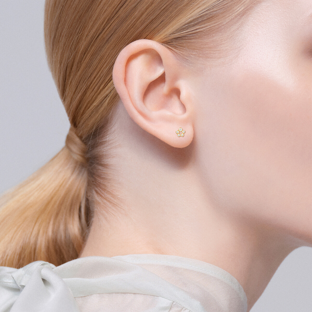 ビリーブデュウフローレントプチ ピアス | AHKAH / アーカー | 【公式