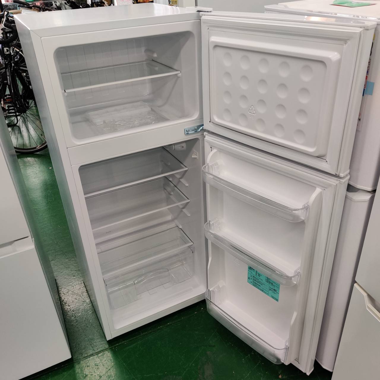 送料設置無料 Haier ノンフロン冷凍冷蔵庫 JR-N130C Haier（ハイアール