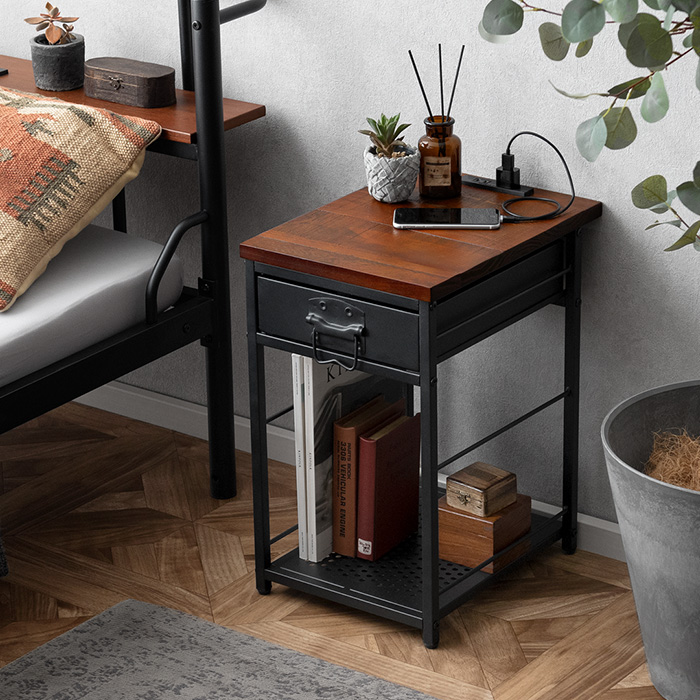 ヴィンテージ調ナイトテーブル BILLS(ビルズ) | 家具・インテリア通販