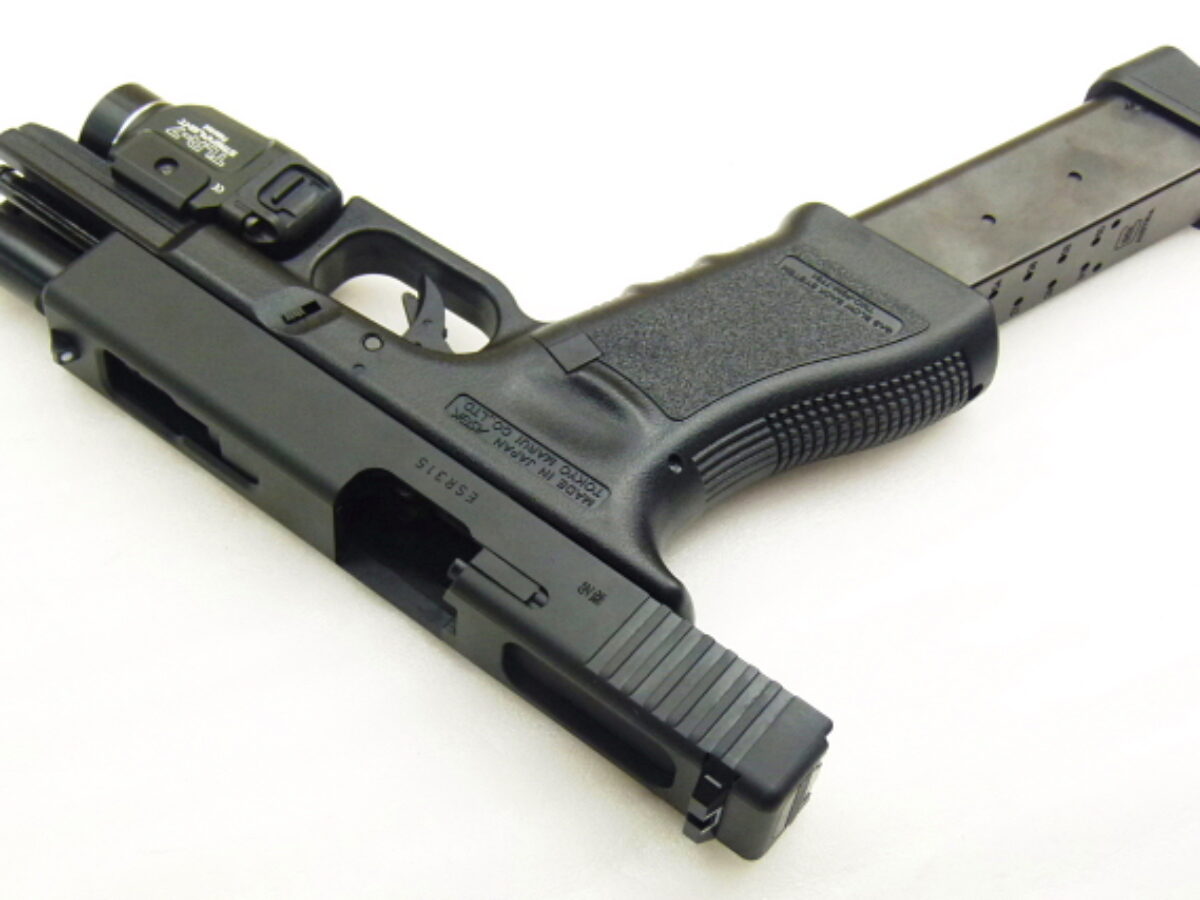 グロック18C】東京マルイガスガンレビュー｜フルオート性能と精度を実