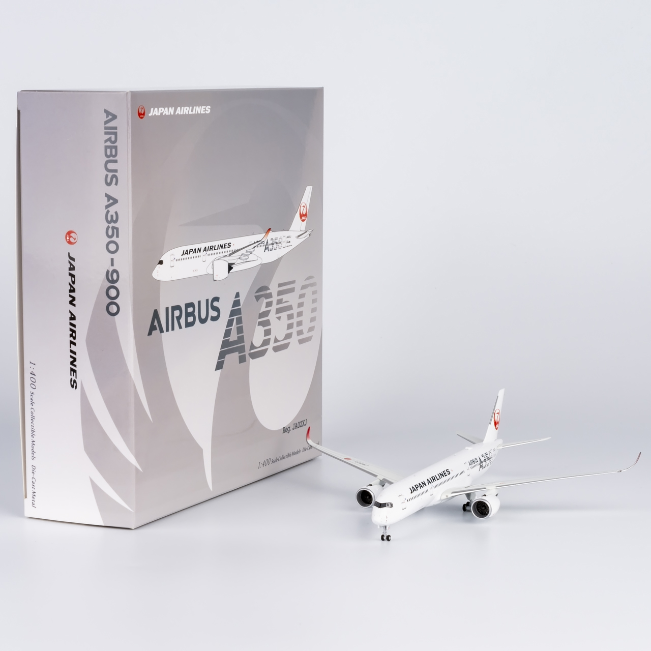 NG39096 Japan Airlines (JAL) A350-900 silver “AIRBUS A350” JA02XJ