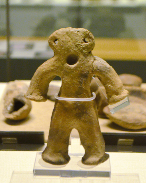 土偶の表情がユーモラス 橿考研博物館が再オープン、古代史楽しんで