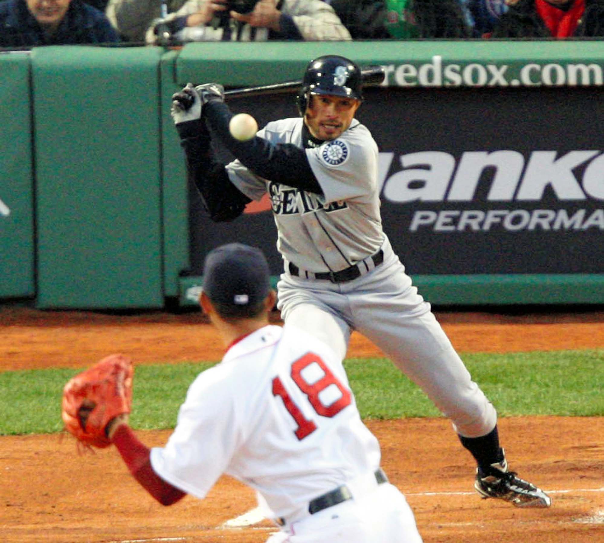 2007年、ボストン・レッドソックスに移籍し、初登板で勝利を挙げた