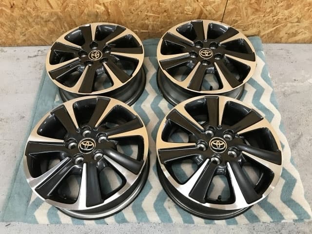 東京都 世田谷区にて 新車外し トヨタ NOAH/VOXY 80系 後期 純正