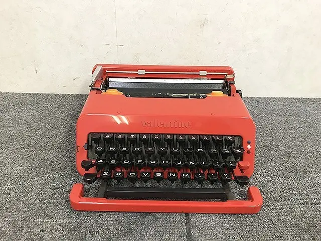神奈川県 大和市にて olivetti valentine/オリベッティ・バレンタイン