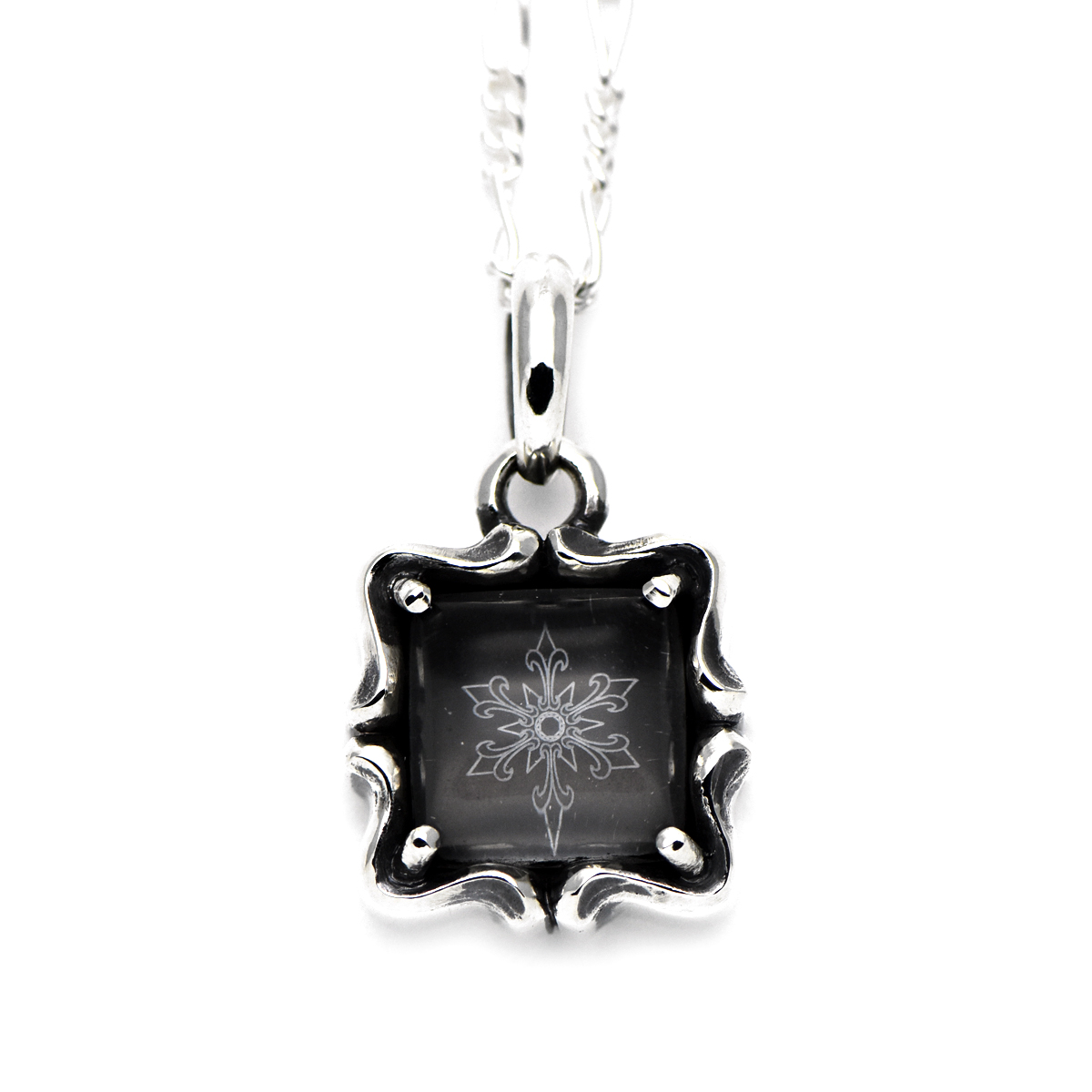 スノーフレーク 雪の結晶 オニキス 水晶 シルバー925 ペンダント