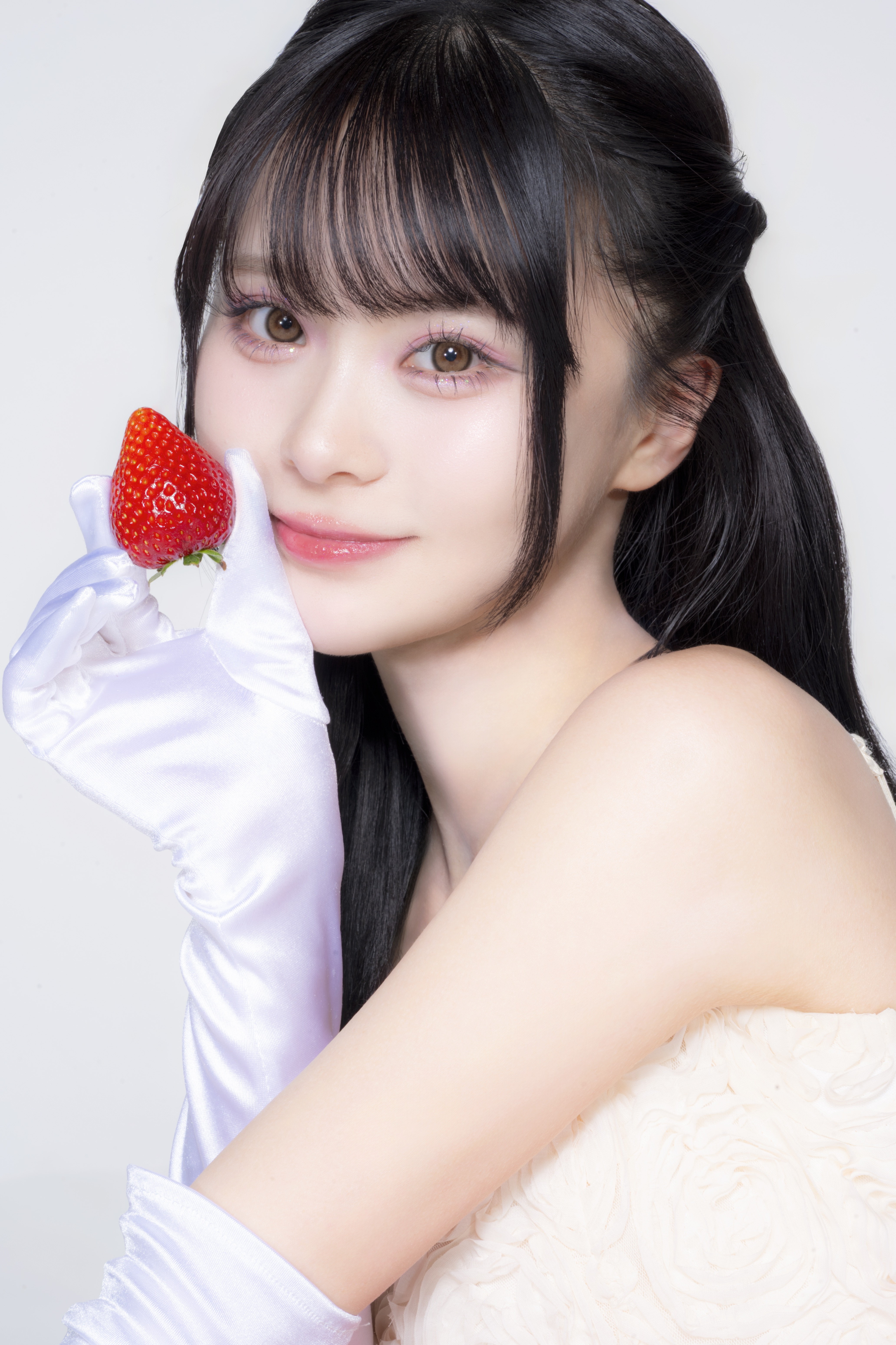 Z世代にカリスマ的人気を誇るさくらさんが、 「ミスいちご2026」に就任