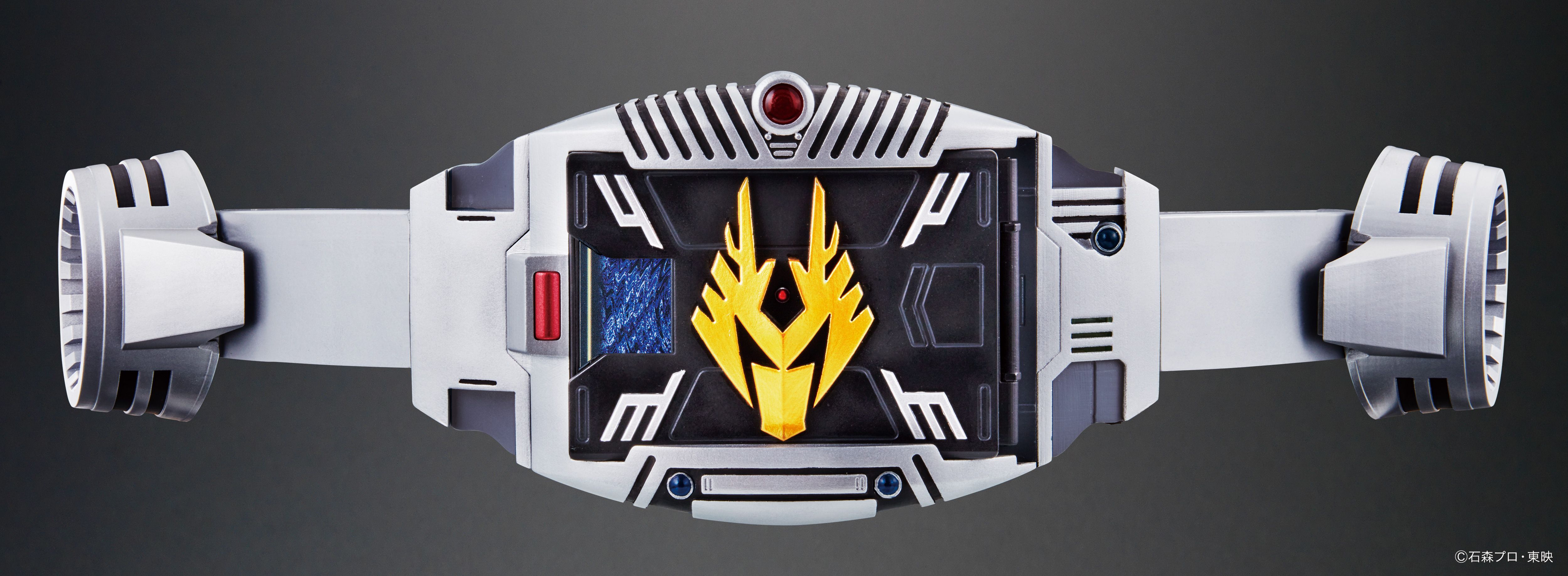 仮面ライダー龍騎」の変身ベルトVバックルと ドラグバイザーが大人向け