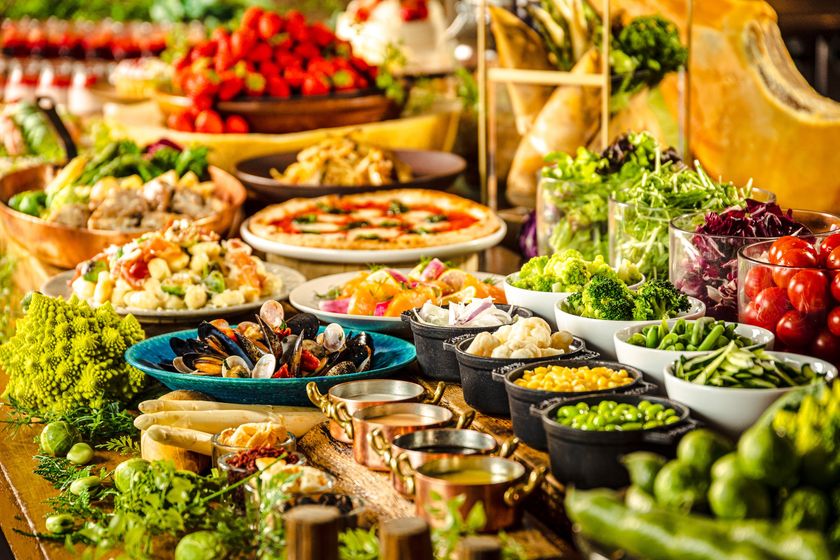 フレッシュ苺を心ゆくまで堪能！ “いちご食べ放題”がついた『XEX